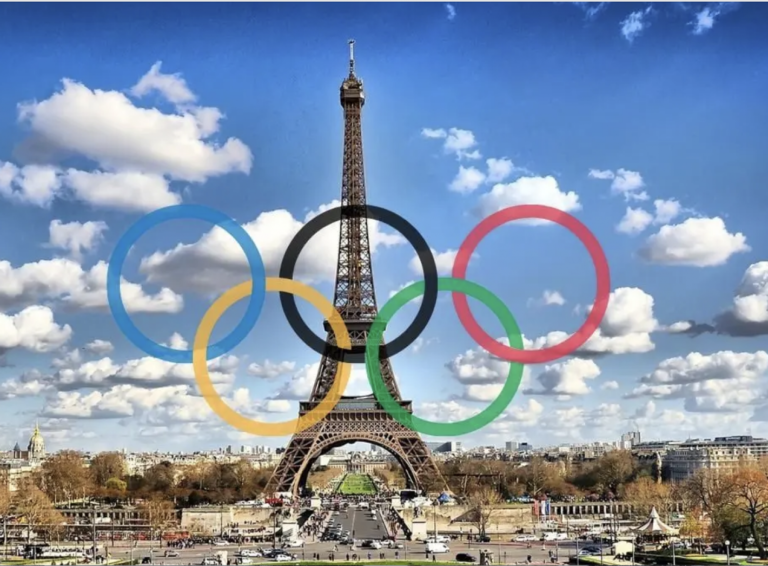 Olimpiadi: Emmanuel Macron bersaglio delle fake news della propaganda russa, l’estrema destra europea complice del Cremlino.